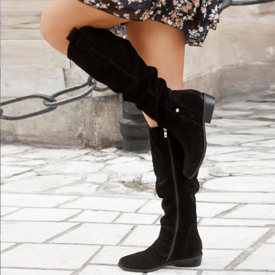 Women's Knee-High Boots - Stylish Comfort with Easy Zip Closure